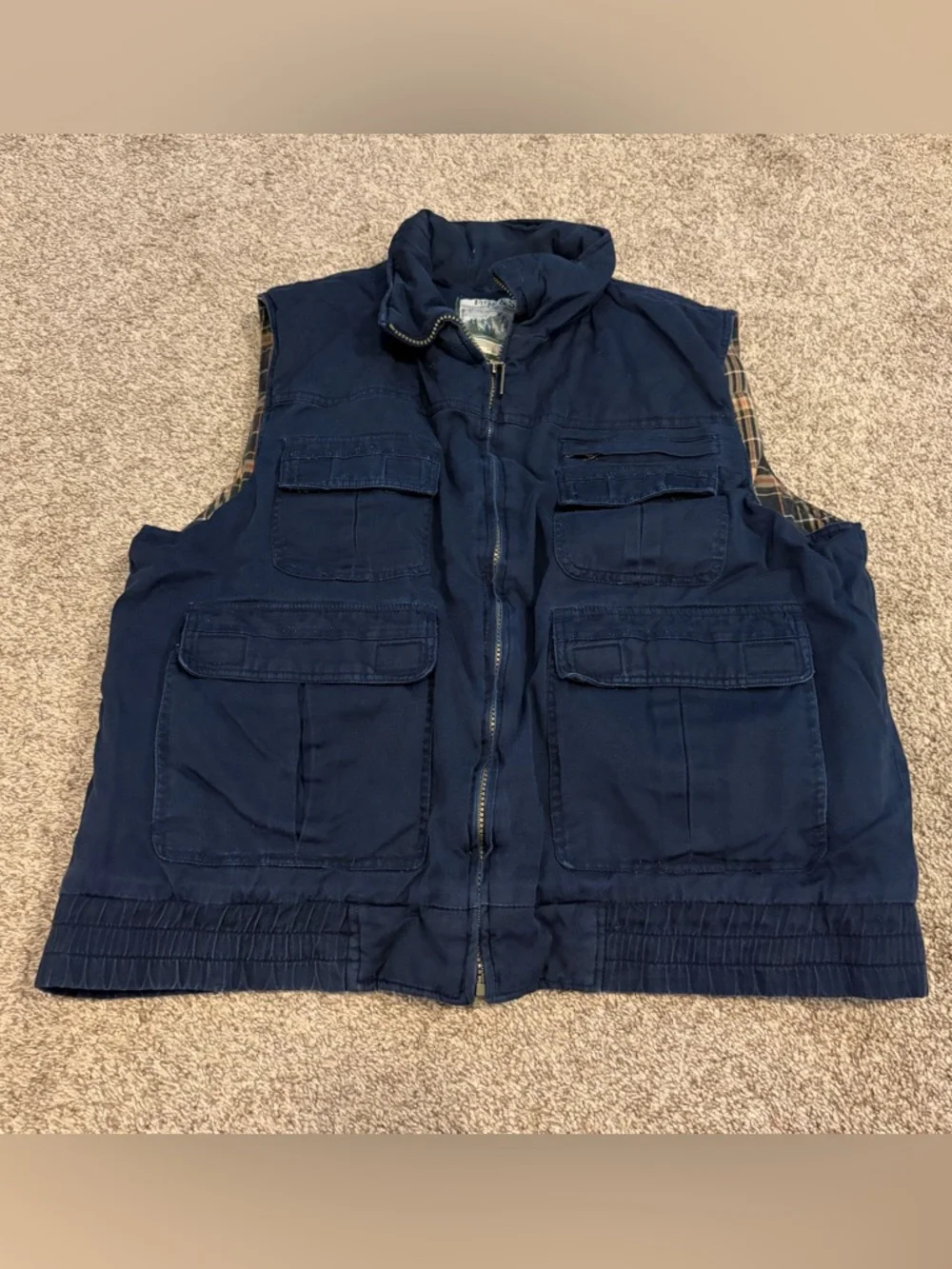 Field & Stream Men’s Navy Plaid Flannel Lined Quilted Utility Vest Size Large